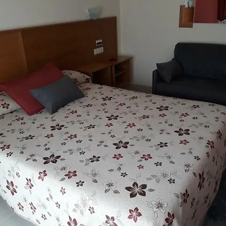 Hotel Air Con 2*